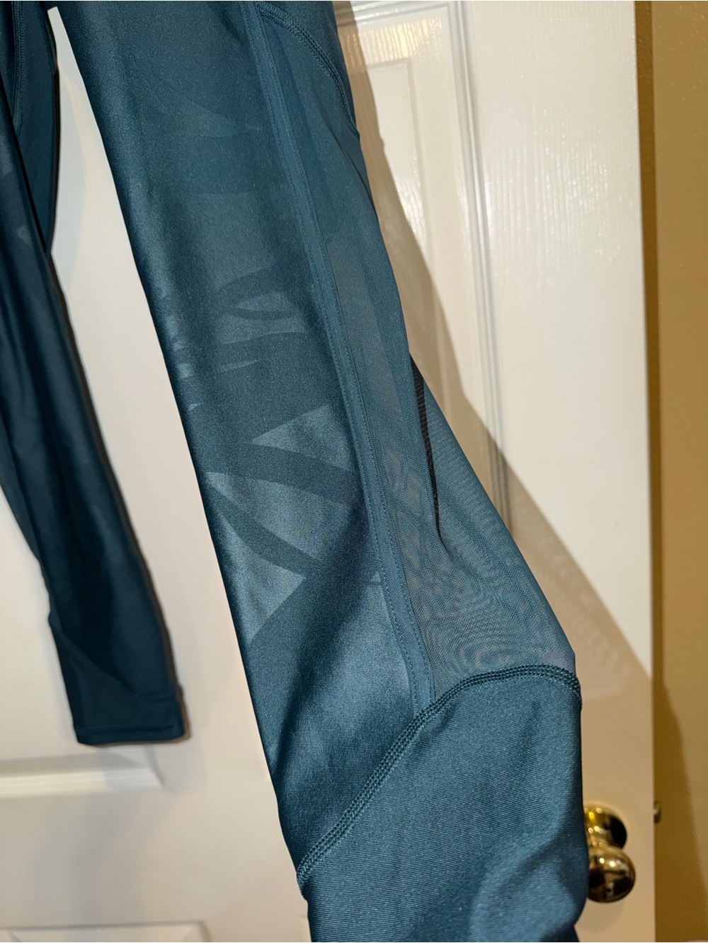 Under Armour Teal Capri Leggings - Picture 3 of 6